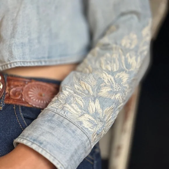 ALL SAINTS Flora Cropped Western Embroidered Snap Shirt XS EUC - Picture 3 of 7